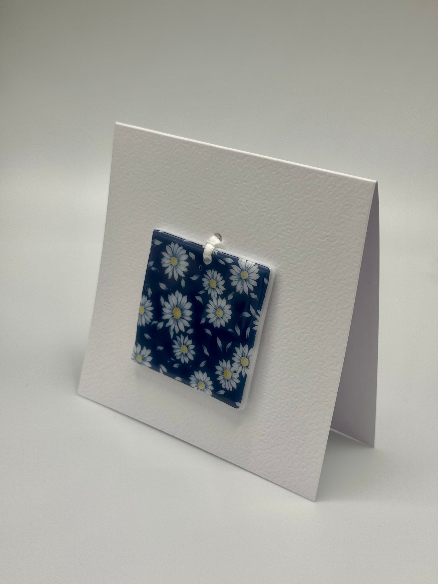 Card with a glass Daisy Hanging Decoration Gift